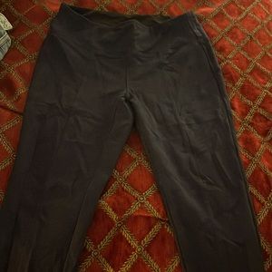 Women’s 68% rayon 27% nylon 5% spandex pants